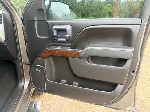 Used 2014 GMC Sierra 1500 SLT w/ SLT Crew Cab Value Package AWD/4WD image 24