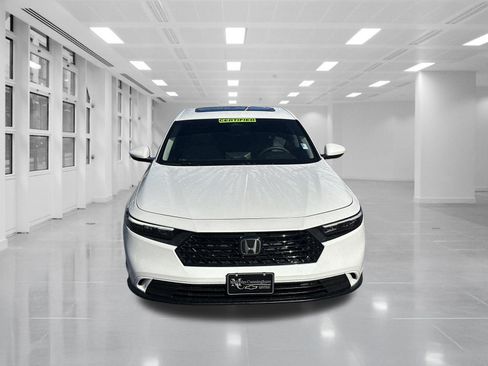 Used 2024 Honda Accord EX image 2