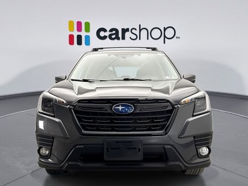 Used 2022 Subaru Forester Limited image 8