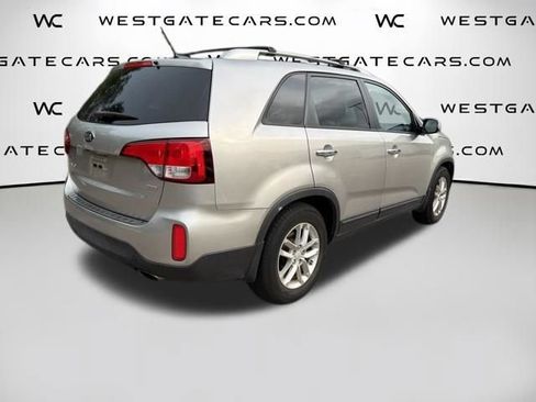 Used 2015 Kia Sorento LX FWD image 10