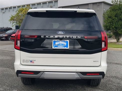 New 2025 Ford Expedition Max Platinum w/ Platinum Ultimate Package image 19