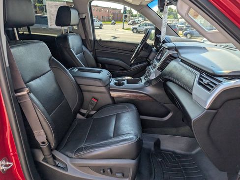 Used 2015 GMC Yukon XL SLT w/ Open Road Package AWD/4WD image 19