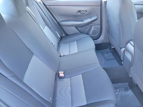 Used 2025 Nissan Sentra SV image 14