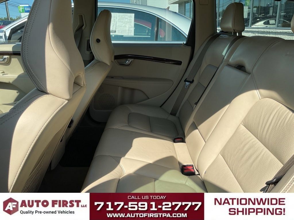 Used 2012 Volvo XC70 T6 AWD/4WD image 11