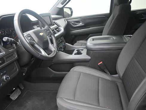Used 2024 Chevrolet Tahoe LS RWD image 12