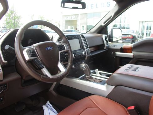 Used 2018 Ford F150 King Ranch w/ Equipment Group 601A Luxury AWD/4WD image 18