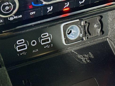 Used 2021 Jeep Grand Cherokee L Overland w/ Luxury Tech Group IV image 34