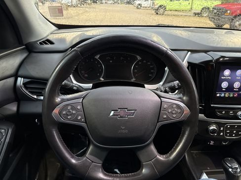 Used 2020 Chevrolet Traverse RS w/ LPO, Floor Liner Package AWD/4WD image 24