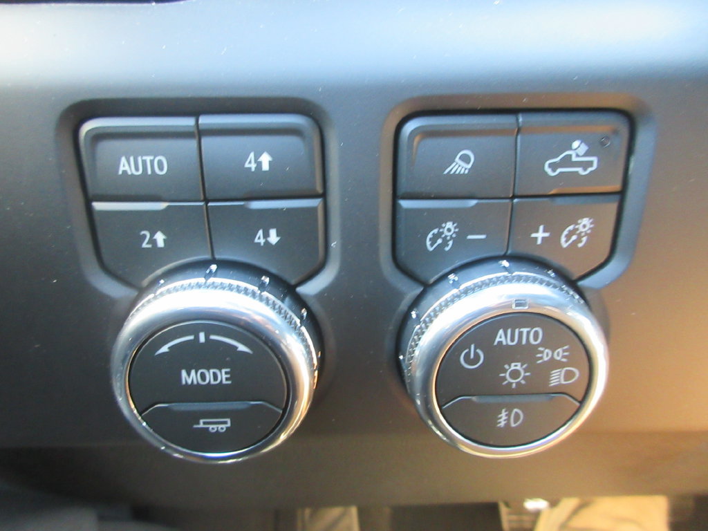 New 2026 GMC Sierra 1500 AT4 w/ AT4 Premium Package AWD/4WD image 18