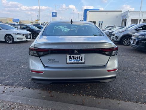 New 2025 Honda Accord SE image 5