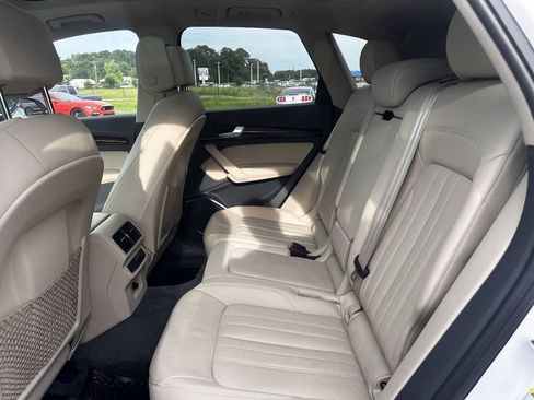 Used 2018 Audi Q5 2.0T Premium Plus w/ Premium Plus Package AWD/4WD image 31