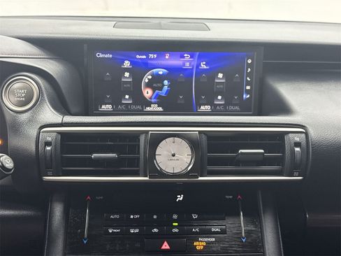 Used 2018 Lexus IS 350 image 28