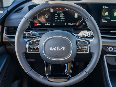 New 2026 Kia Carnival SX image 24