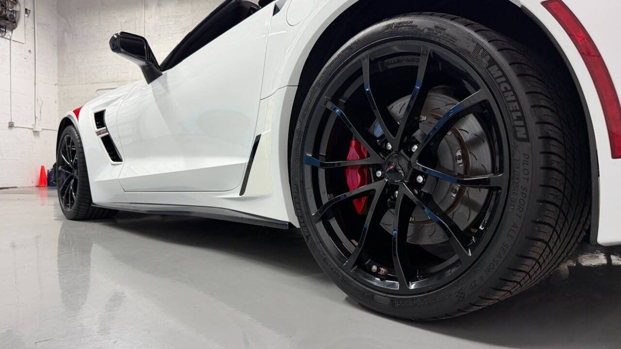 Used 2019 Chevrolet Corvette Grand Sport RWD image 28