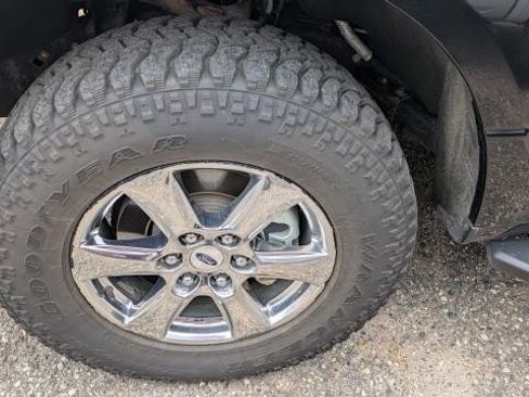 Used 2020 Ford F150 XLT w/ Equipment Group 302A Luxury AWD/4WD image 14