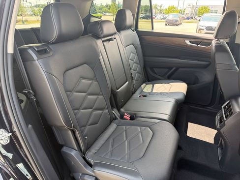 Certified 2024 Volkswagen Atlas SE AWD/4WD image 24