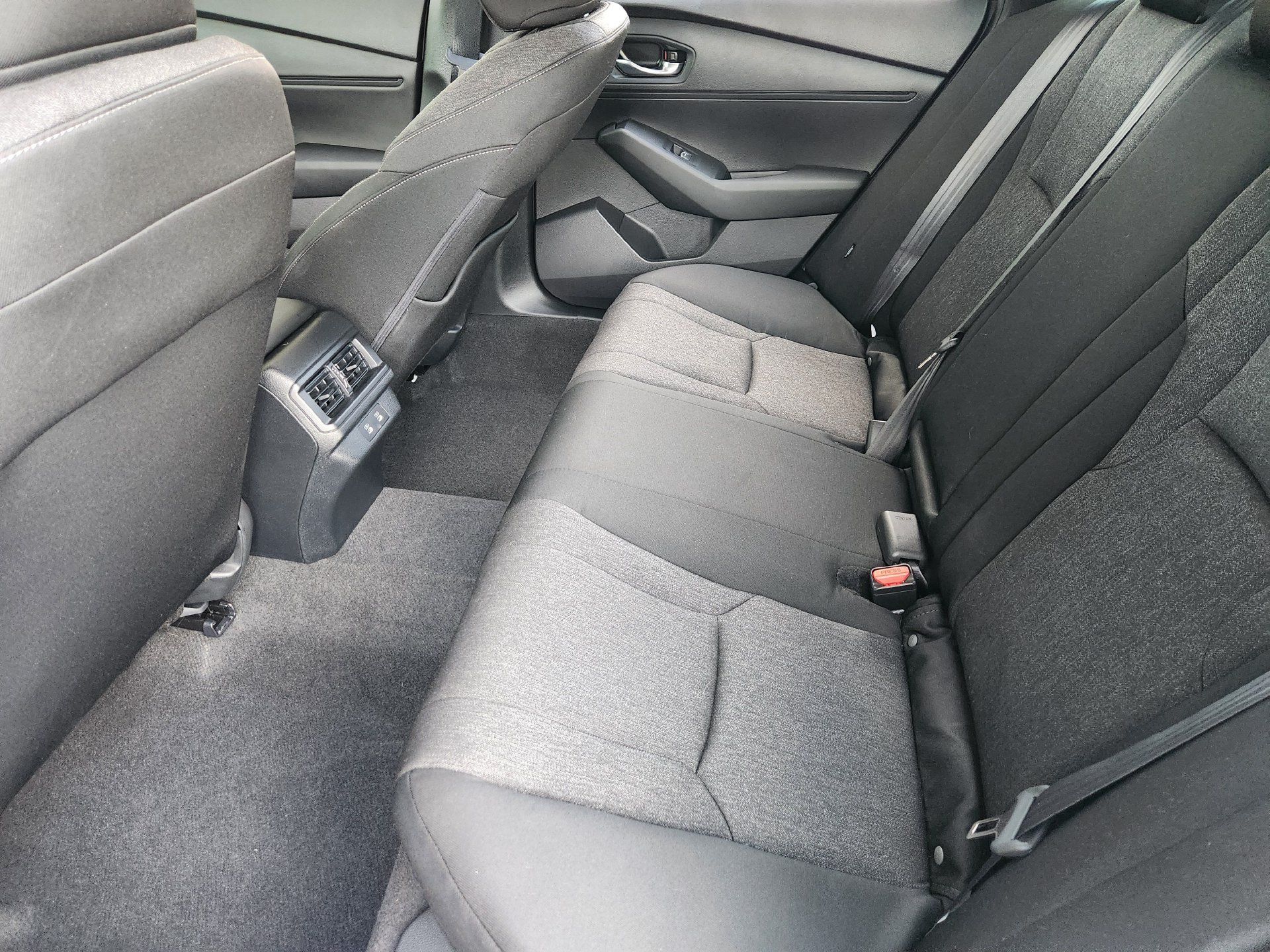 Used 2025 Honda Accord SE image 30