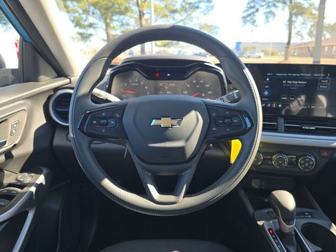 New 2026 Chevrolet Trax LS w/ Driver Confidence Package image 13