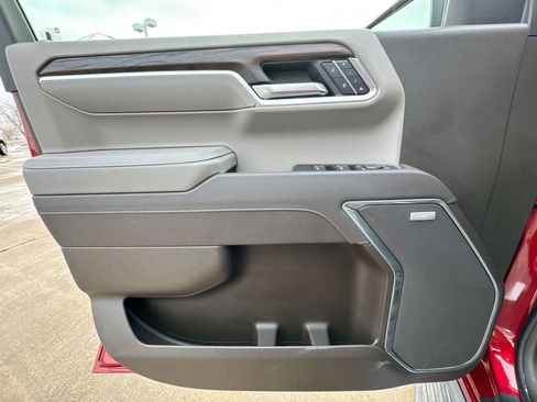 Used 2025 GMC Sierra 1500 SLT w/ SLT Premium Plus Package image 22