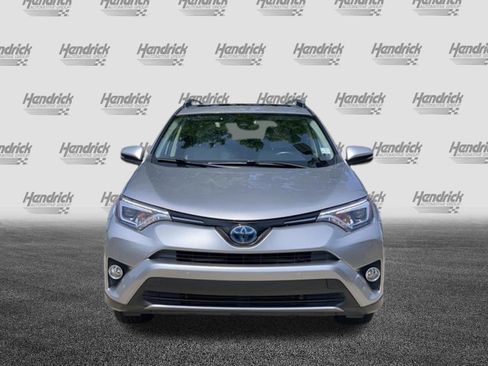 Used 2017 Toyota RAV4 Limited AWD/4WD image 3