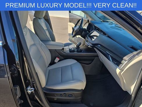 Used 2022 Cadillac XT4 Premium Luxury w/ Safety Alert Package image 17