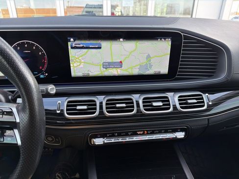 Used 2024 Mercedes-Benz GLS 580 GLS 580 image 13
