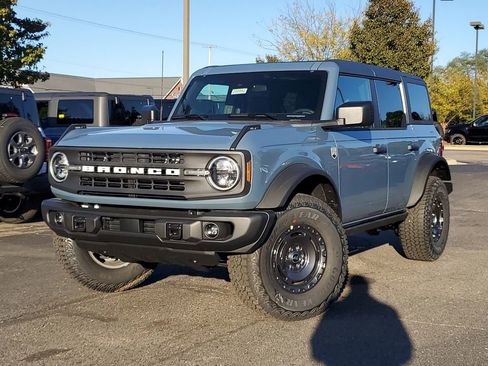 New 2025 Ford Bronco Big Bend w/ Black Diamond Package image 1