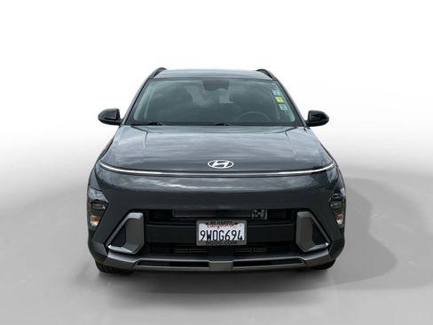 Used 2026 Hyundai Kona SEL Premium FWD image 8