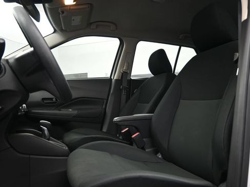Certified 2025 Nissan Kicks Play S FWD image 14