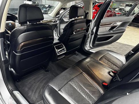 Used 2020 BMW 740i RWD image 45