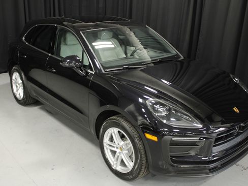 New 2026 Porsche Macan image 11