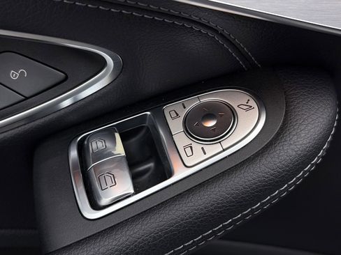 Used 2017 Mercedes-Benz C 300 4MATIC Coupe image 14
