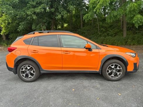 Used 2018 Subaru Crosstrek 2.0i Premium AWD/4WD image 2