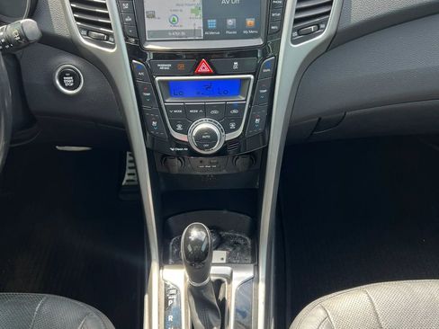 Used 2016 Hyundai Elantra GT w/ Option Group 03 FWD image 12