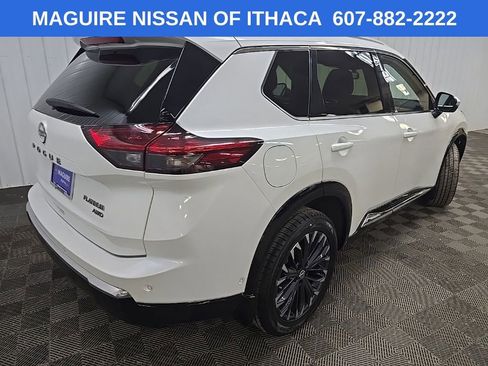 Used 2024 Nissan Rogue Platinum w/ Platinum Premium Package AWD/4WD image 10