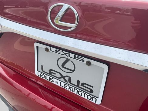 Used 2016 Lexus ES 350 w/ Ultra Luxury Package FWD image 38