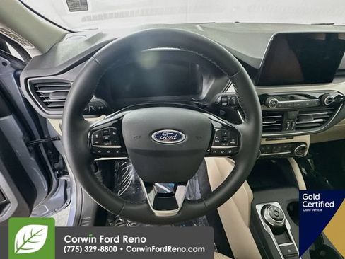 Used 2022 Ford Escape Titanium AWD/4WD image 14