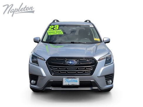 Used 2023 Subaru Forester Premium AWD/4WD image 9