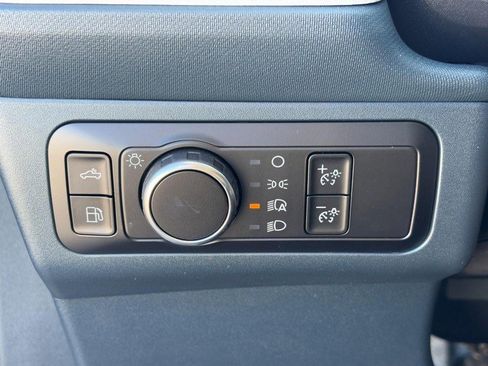 New 2025 Ford Maverick XLT image 11