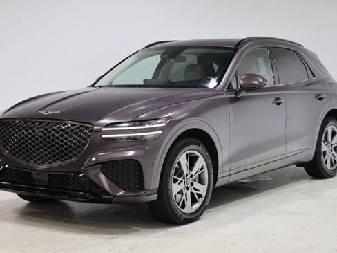 Used 2023 Genesis GV70 3.5T Sport w/ Sport Advanced Package AWD/4WD image 3