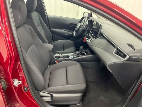 Used 2023 Toyota Corolla LE image 21