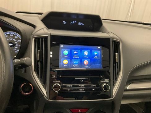 Used 2022 Subaru Forester Premium image 22