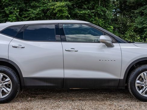 Used 2020 Chevrolet Blazer LT FWD image 6