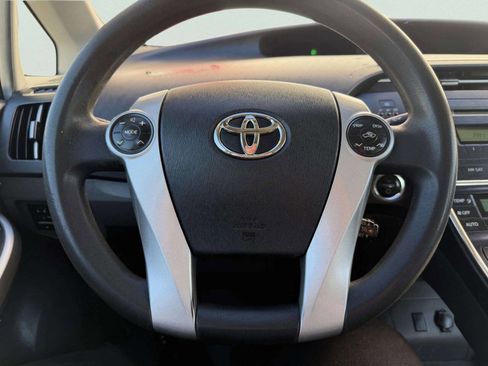 Used 2011 Toyota Prius Five image 32