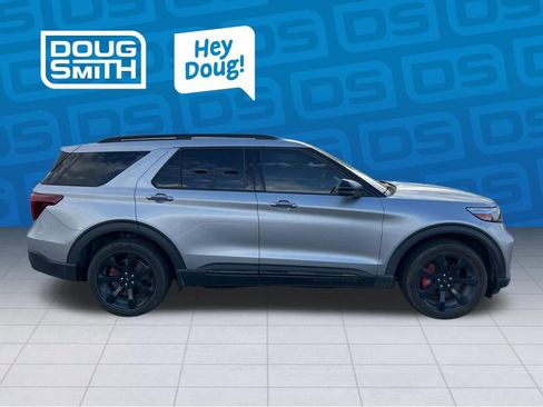 Used 2021 Ford Explorer ST w/ Equipment Group 401A image 6