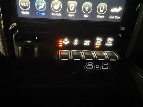 Used 2021 RAM 1500 Limited w/ Night Edition RWD image 56
