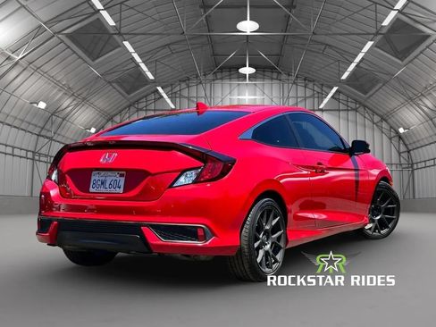 Used 2018 Honda Civic EX-L image 2