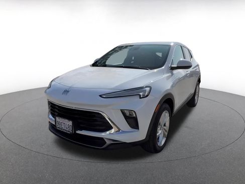 Used 2025 Buick Encore GX Preferred image 7