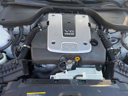 Used 2014 INFINITI Q60 Convertible w/ Premium Package RWD image 35