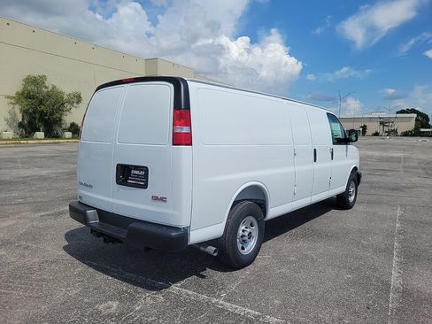 New 2025 GMC Savana 2500 Extended w/ Driver Convenience Package RWD image 5